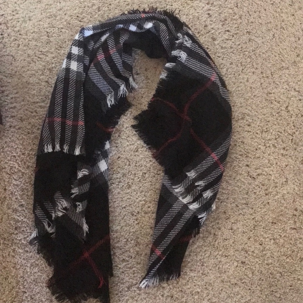 Scarf!